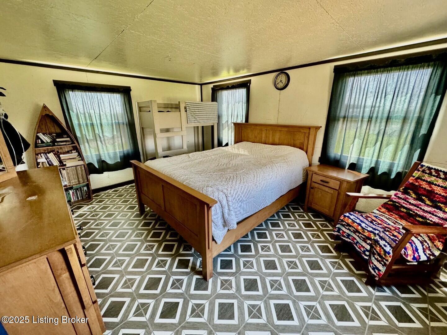 5651 Battle Road Mackville, KY 40040 - Photo 11 of 32 011_Bedroom