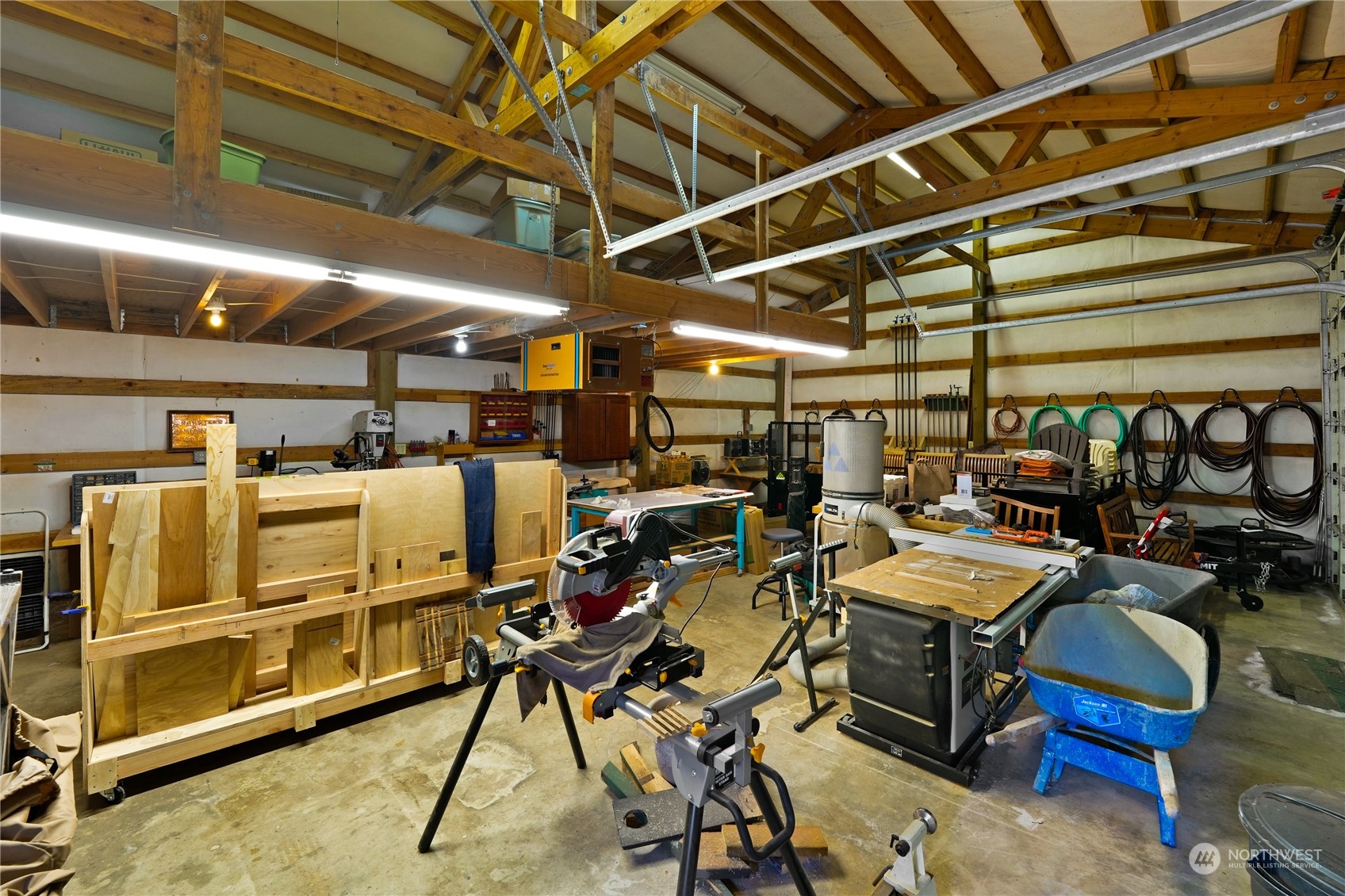 3559 Biz Point Road Anacortes, WA 98221 - Photo 31 of 37 a view of a room with gym equipment