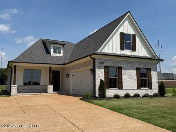 $384,900 | 2984 Eden Lane, Nesbit, MS 38651