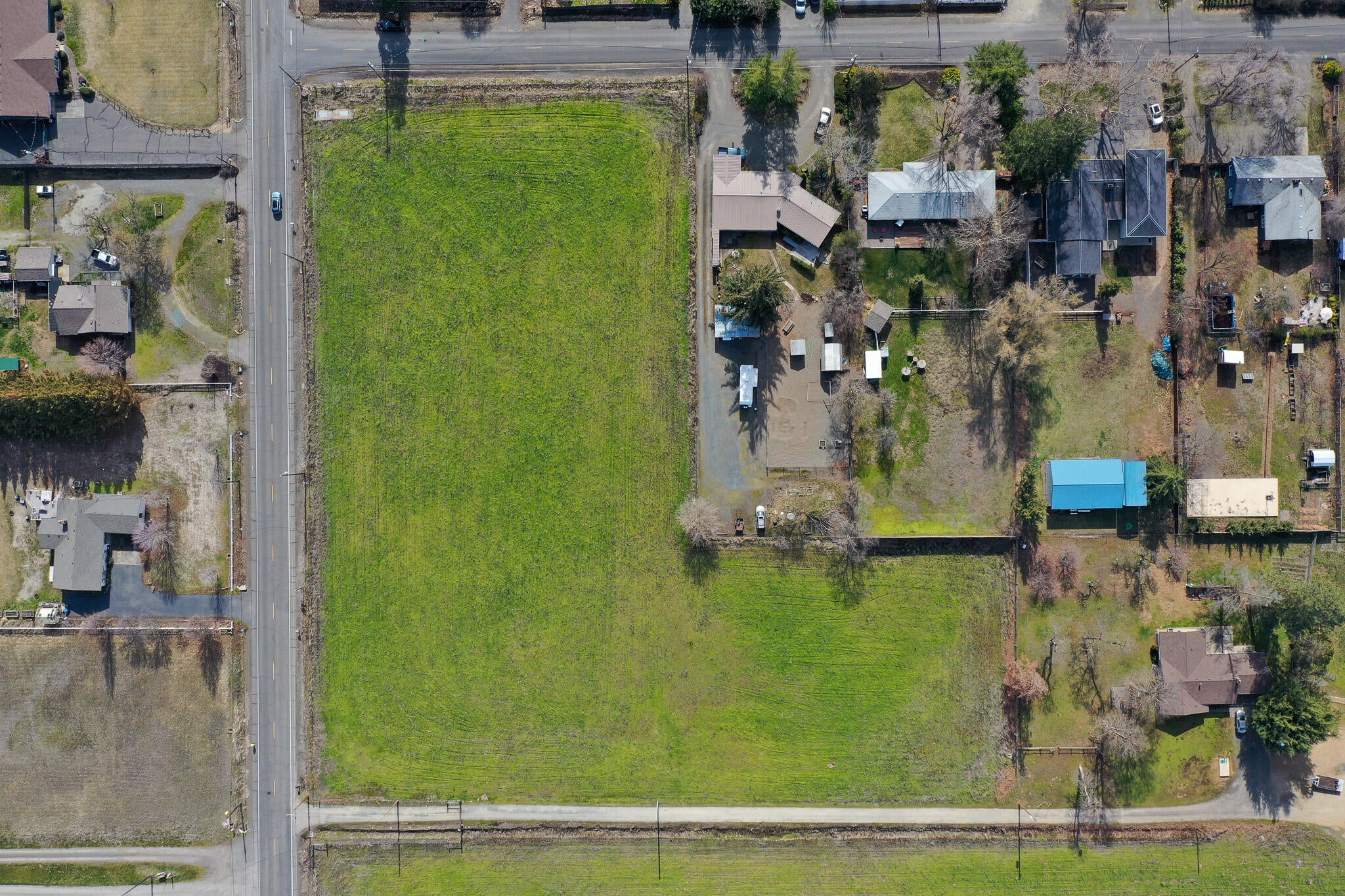 668 Oak Grove Road Medford, OR 97501 - Photo 10 of 14 3.76 acres, zoned EFU, MID rights, utilities to property, septic approval, level with views.