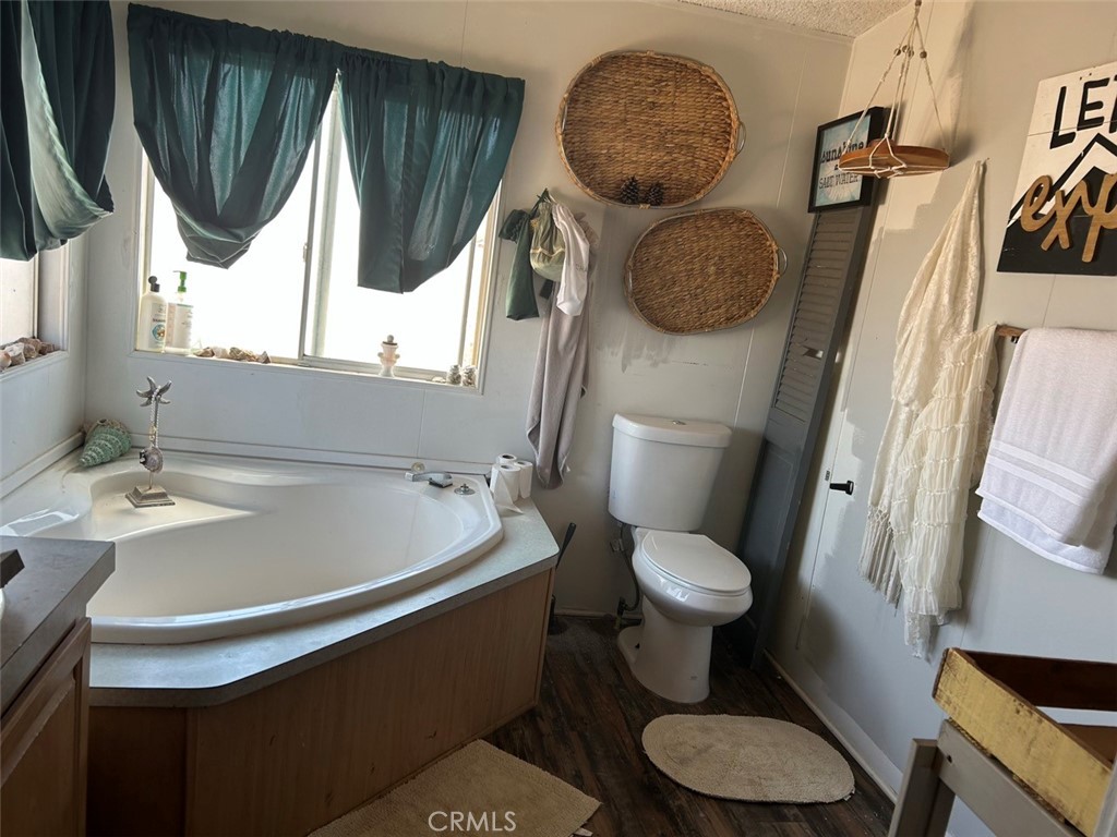 19033 Wagonwheel Road Helendale, CA 92342 - Photo 16 of 26