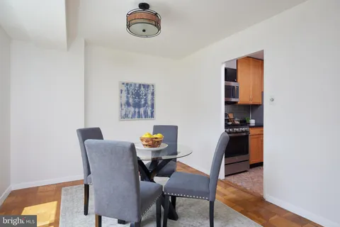 $194,900 | 5410 Connecticut Avenue Northwest, Unit 307, Washington, DC 20015