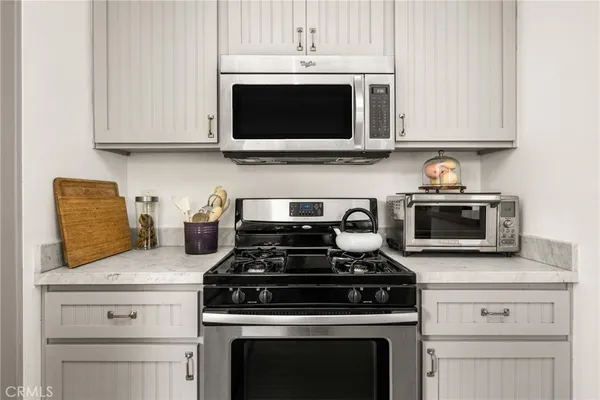 $1,100,000 | 3461 Gardenia Avenue, Long Beach, CA 90807