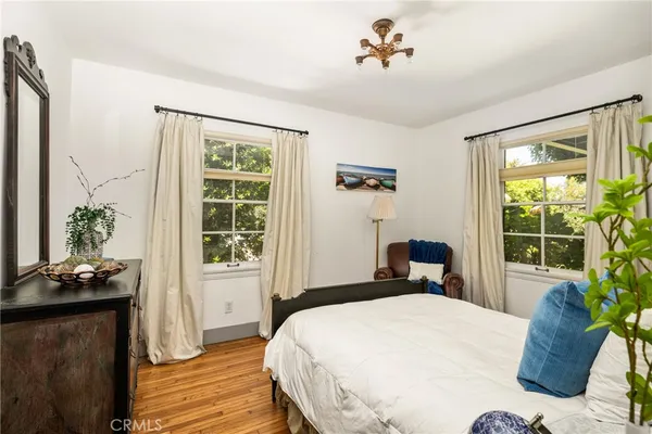 $1,100,000 | 3461 Gardenia Avenue, Long Beach, CA 90807