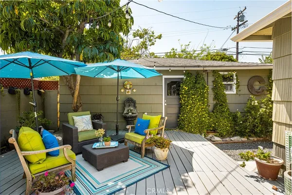 $1,100,000 | 3461 Gardenia Avenue, Long Beach, CA 90807