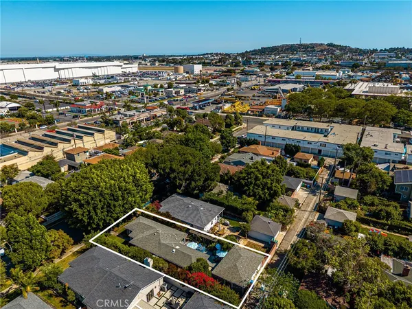$1,100,000 | 3461 Gardenia Avenue, Long Beach, CA 90807