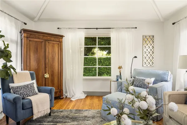 $1,100,000 | 3461 Gardenia Avenue, Long Beach, CA 90807