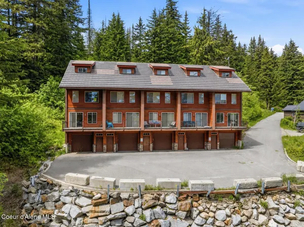$850,000 | 195 Snowplow Road, Unit A, Sandpoint, ID 83864