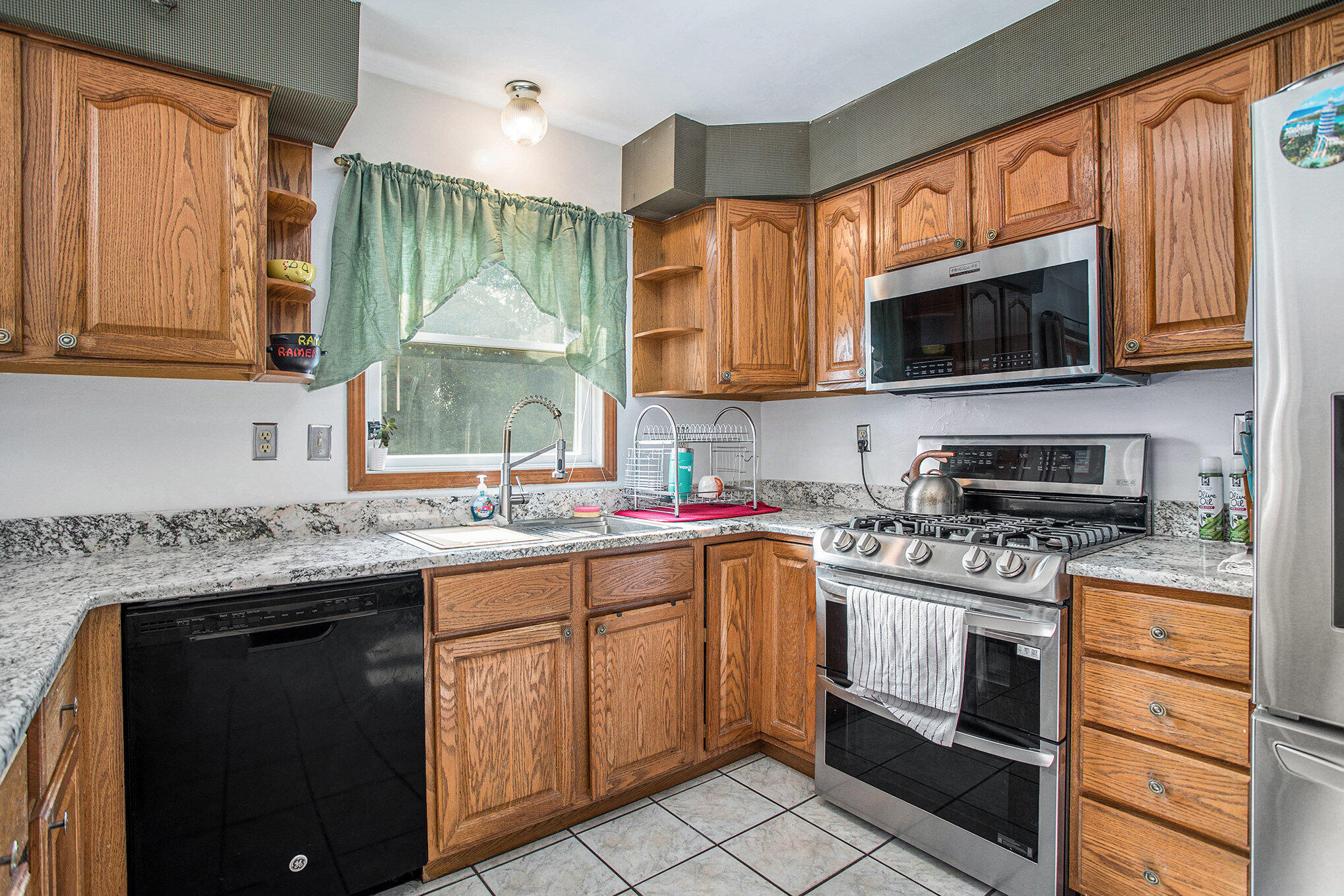 832 Clarendon Road Quincy, MI 49082 - Photo 8 of 29 1000052837
