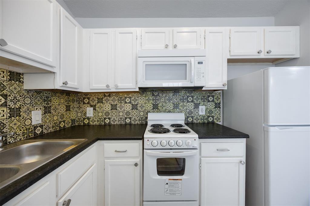 6108 Abrams Road, Unit 329 Dallas, TX 75231 - Photo 6 of 14