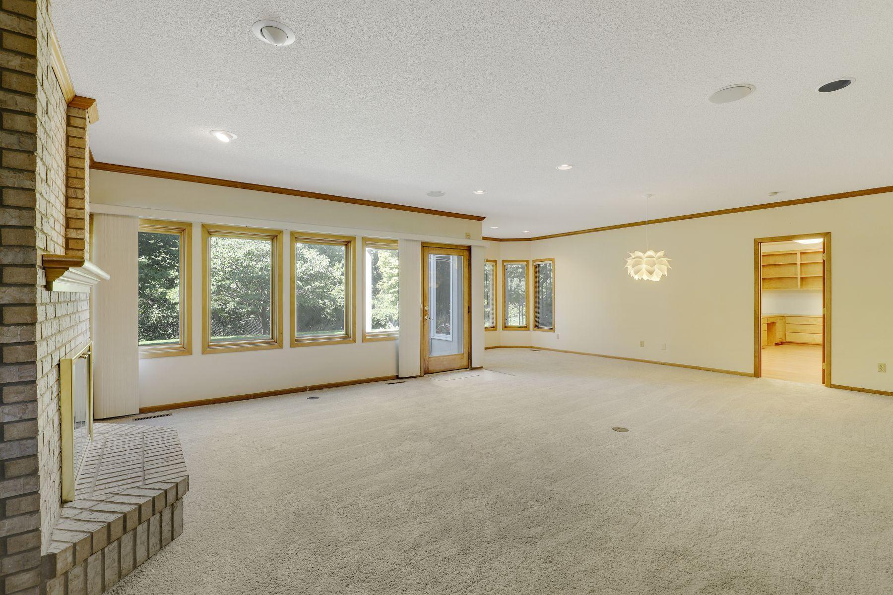 10284 Antlers Ridge Eden Prairie, MN 55347 - Photo 33 of 47 Gallery Image 33