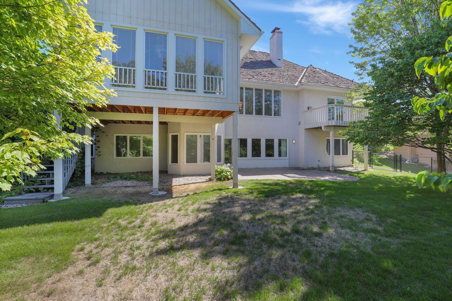 10284 Antlers Ridge Eden Prairie, MN 55347 - Photo 44 of 47 Gallery Image 44
