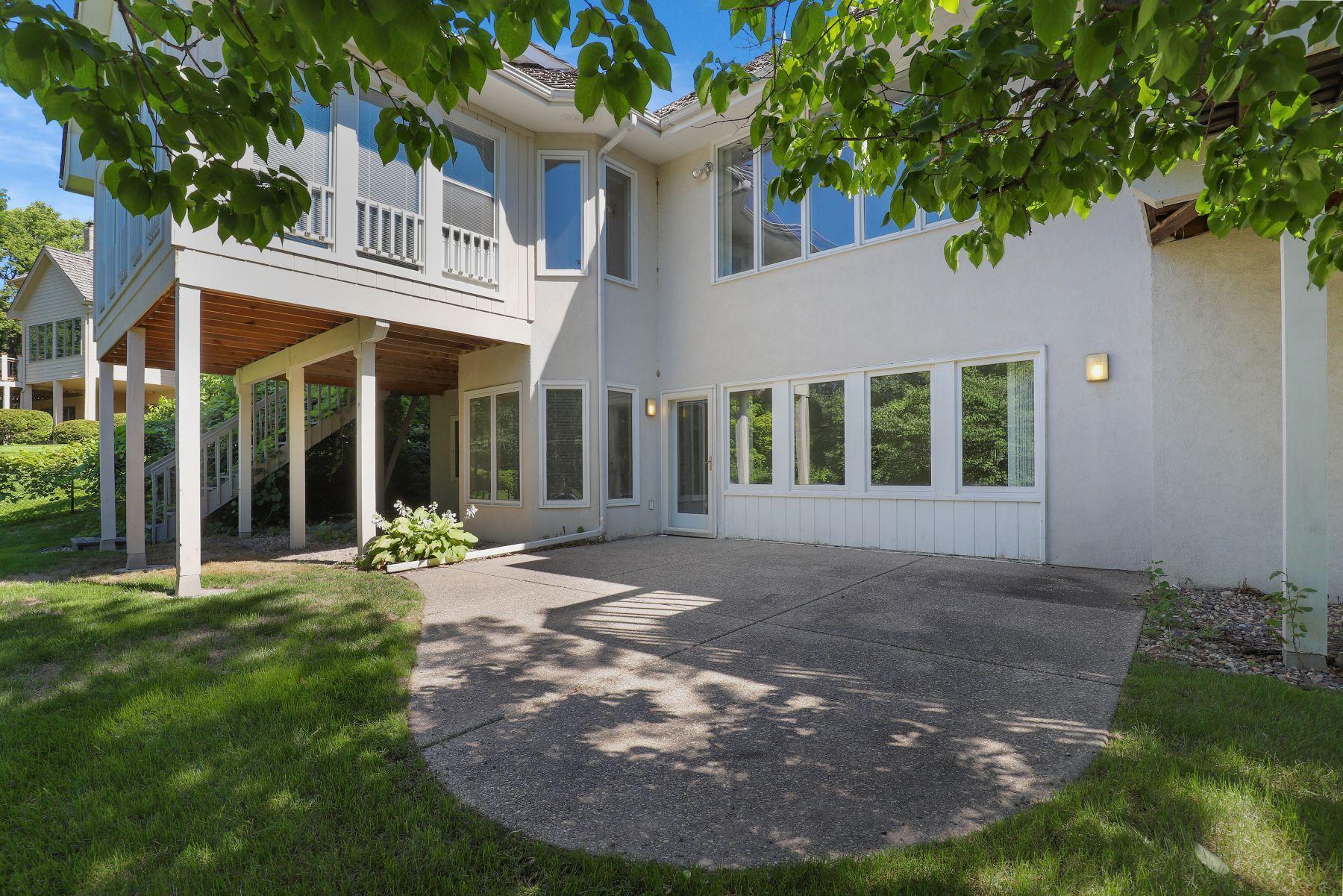 10284 Antlers Ridge Eden Prairie, MN 55347 - Photo 45 of 47 Gallery Image 45