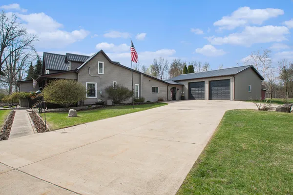 $380,000 | 57080 Red Arrow Highway, Lawrence, MI 49064