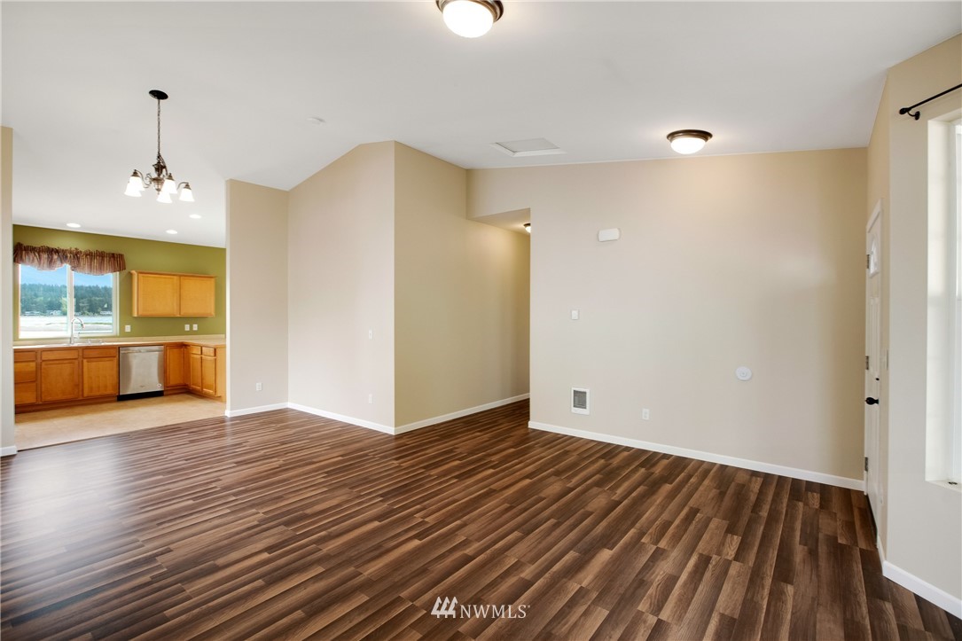 7490 East Grapeview Loop Road Allyn, WA 98524 - Photo 14 of 36 Gallery Image 14
