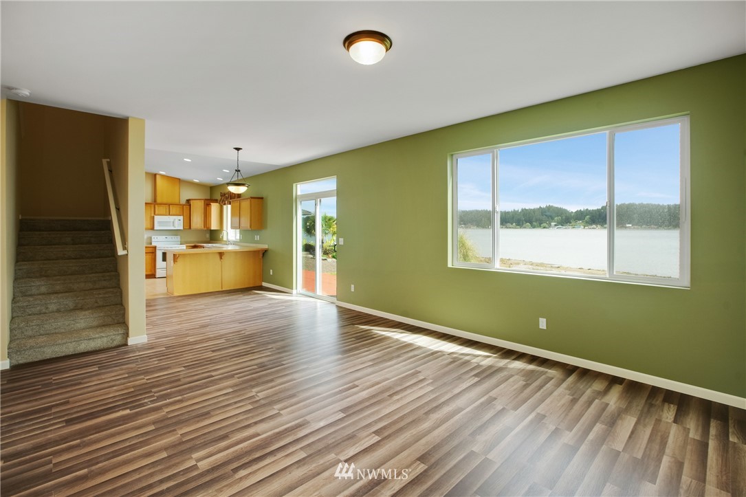 7490 East Grapeview Loop Road Allyn, WA 98524 - Photo 19 of 36 Gallery Image 19