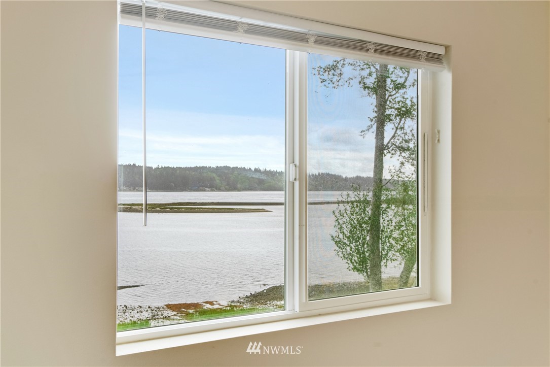 7490 East Grapeview Loop Road Allyn, WA 98524 - Photo 25 of 36 Gallery Image 25