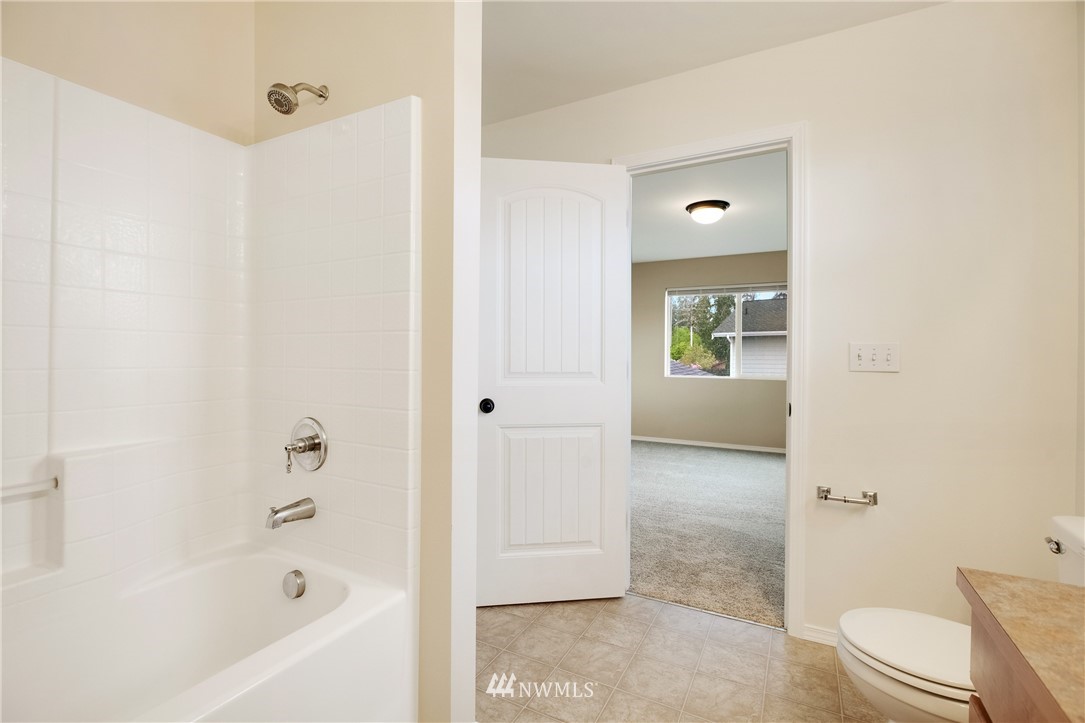 7490 East Grapeview Loop Road Allyn, WA 98524 - Photo 29 of 36 Gallery Image 29
