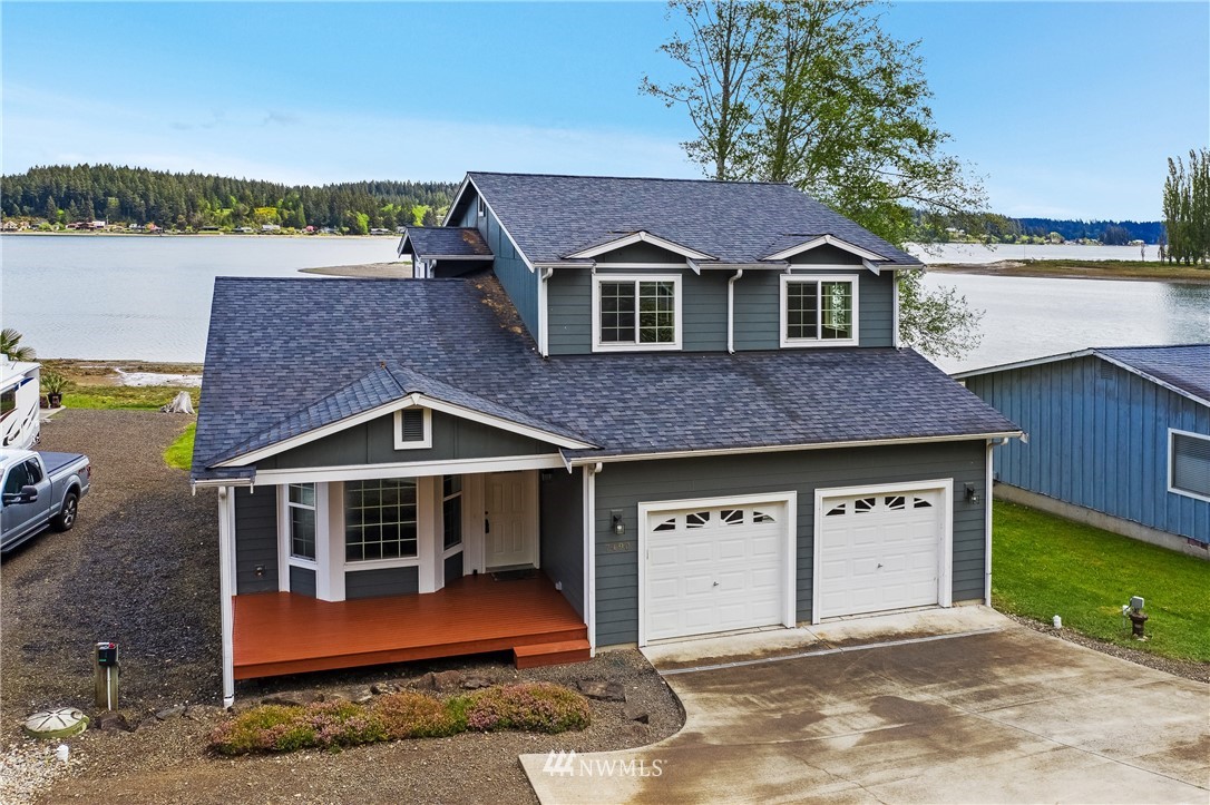 7490 East Grapeview Loop Road Allyn, WA 98524 - Photo 4 of 36 Gallery Image 4