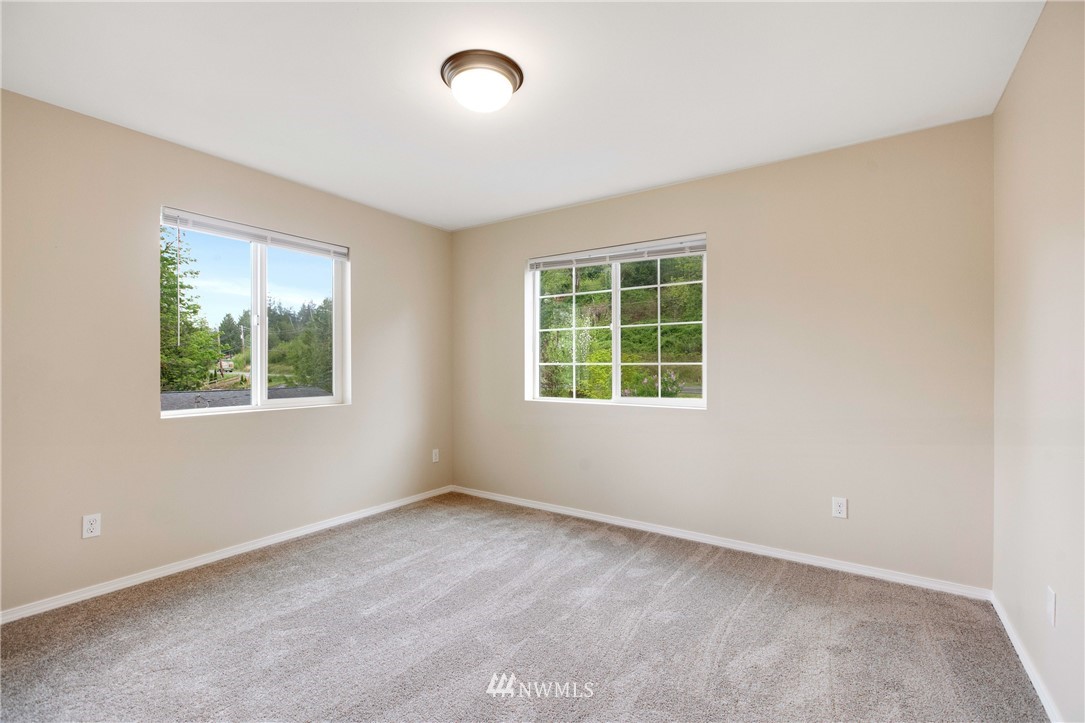 7490 East Grapeview Loop Road Allyn, WA 98524 - Photo 34 of 36 Gallery Image 34