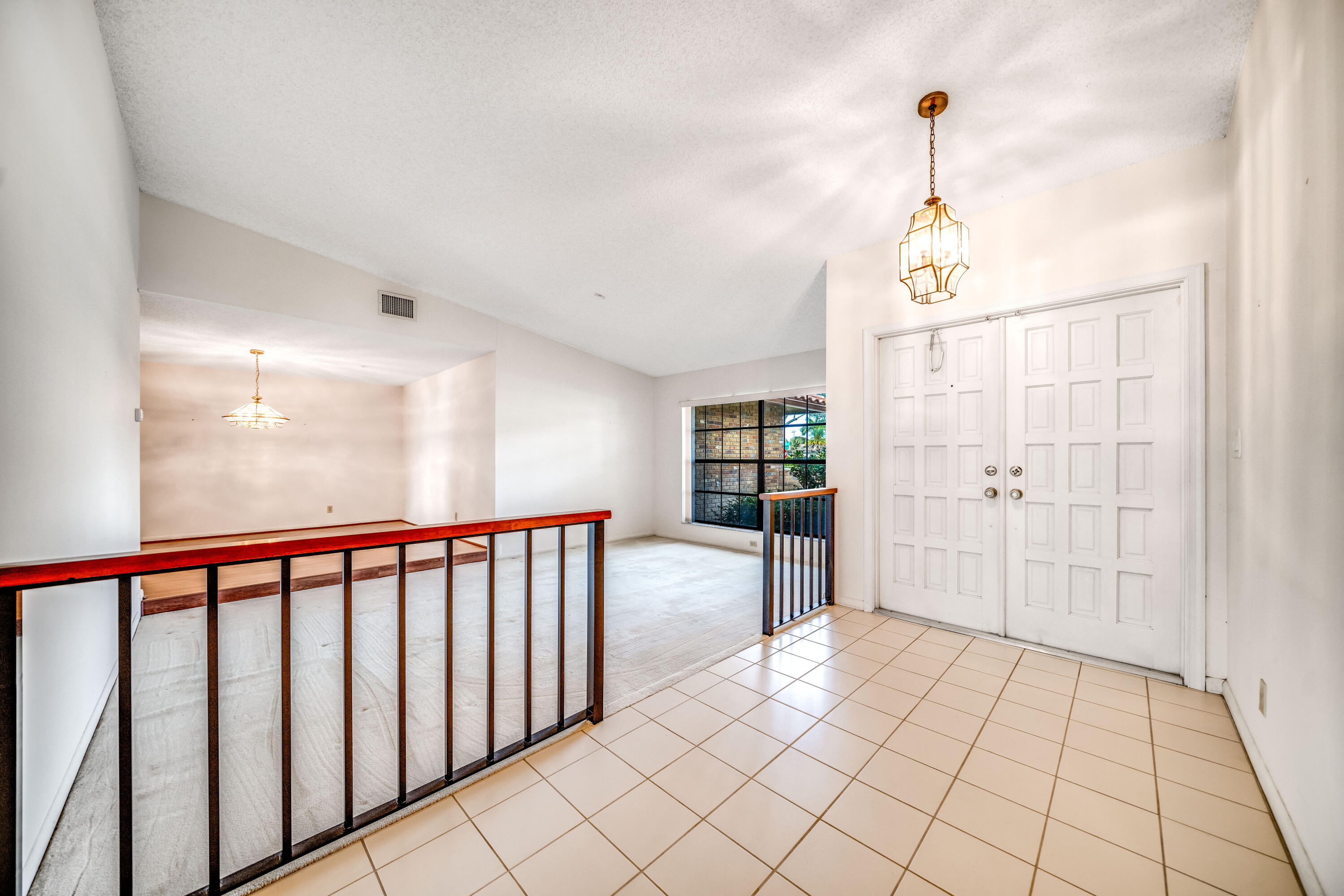 21364 Raindance Lane Boca Raton, FL 33428 - Photo 3 of 34 JOY00521