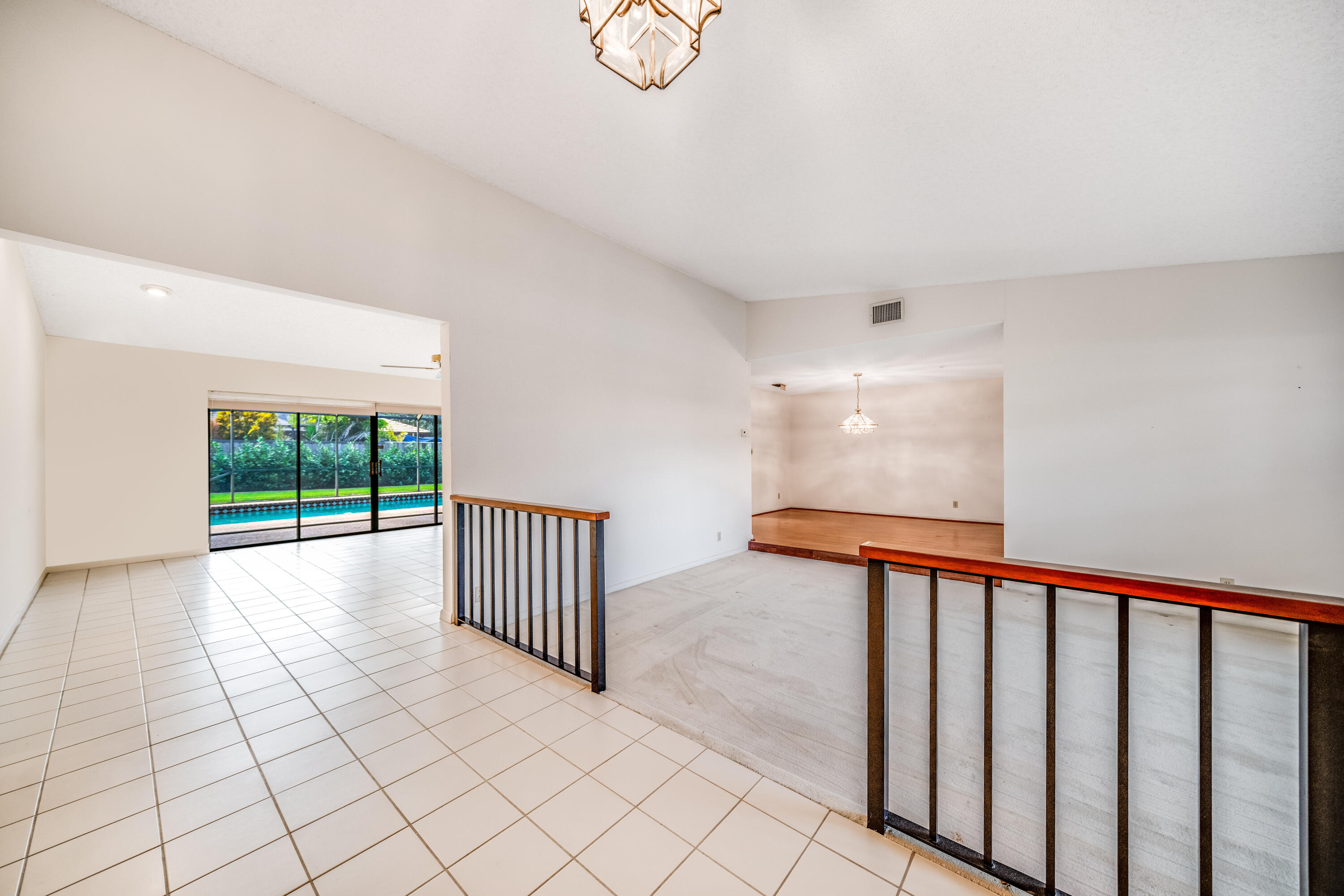 21364 Raindance Lane Boca Raton, FL 33428 - Photo 4 of 34 JOY00428