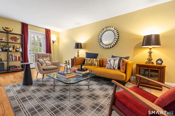 $325,000 | 86 Perry Street, Unit 277, Putnam, CT 06260