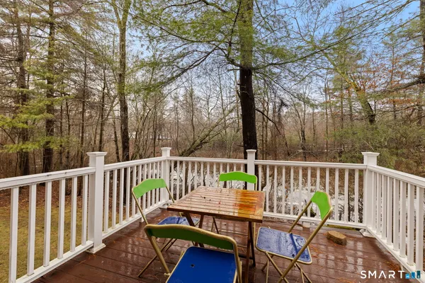 $325,000 | 86 Perry Street, Unit 277, Putnam, CT 06260