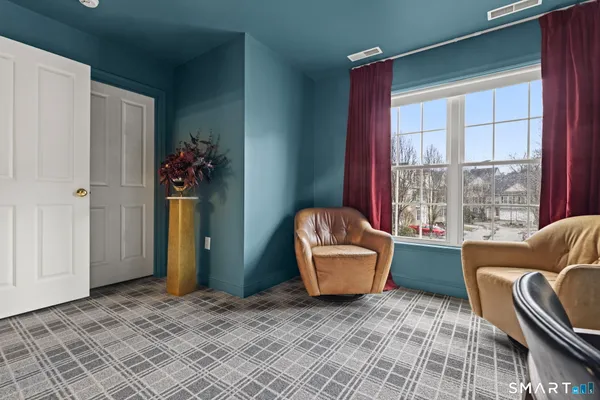 $325,000 | 86 Perry Street, Unit 277, Putnam, CT 06260