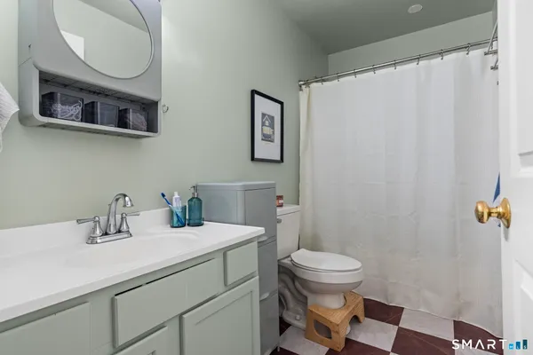 $325,000 | 86 Perry Street, Unit 277, Putnam, CT 06260