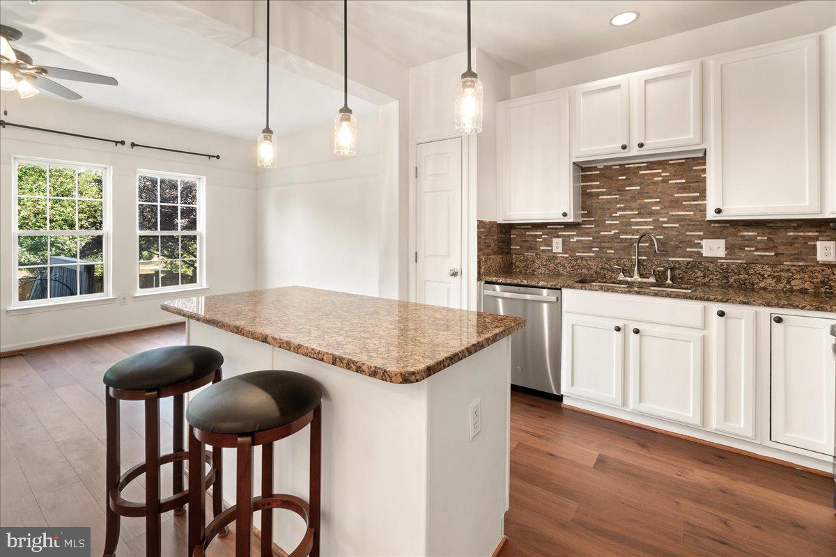 1810 Spruce Peak Way Frederick, MD 21702 - Photo 13 of 34