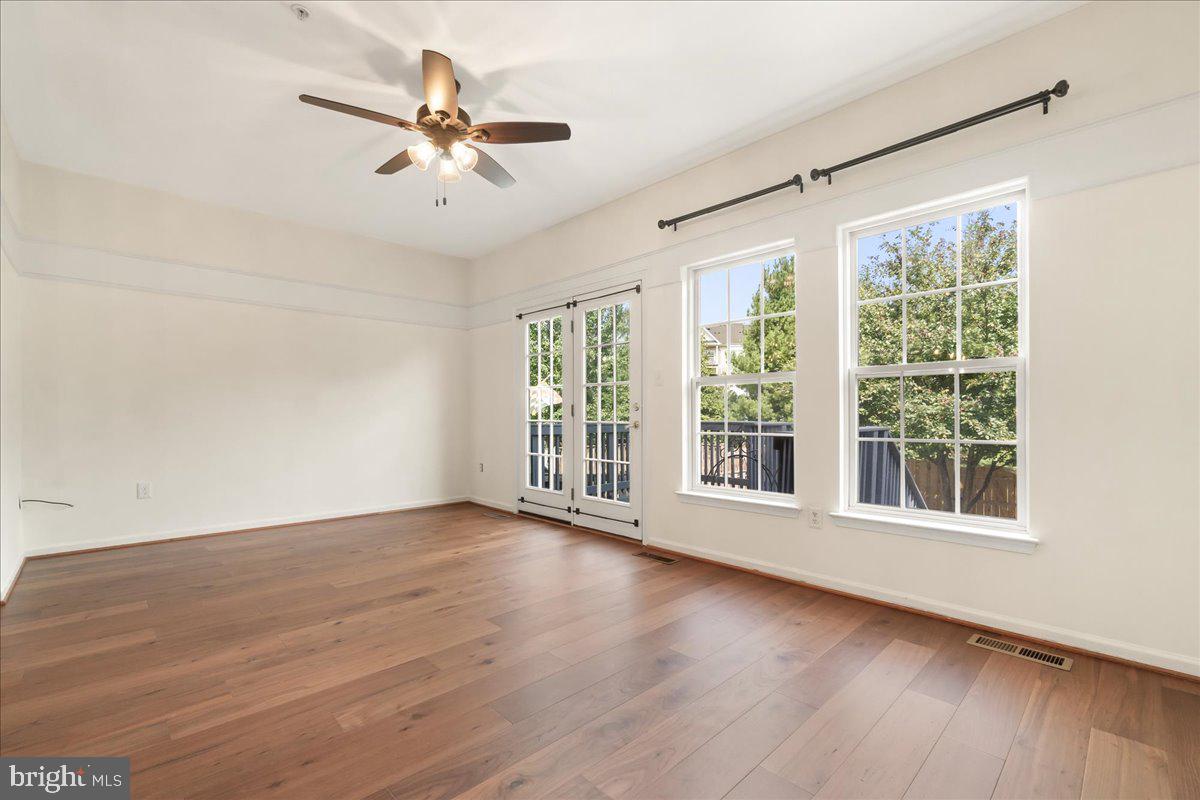 1810 Spruce Peak Way Frederick, MD 21702 - Photo 18 of 34