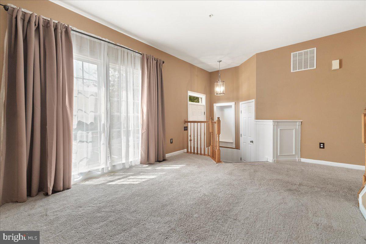 1810 Spruce Peak Way Frederick, MD 21702 - Photo 8 of 34