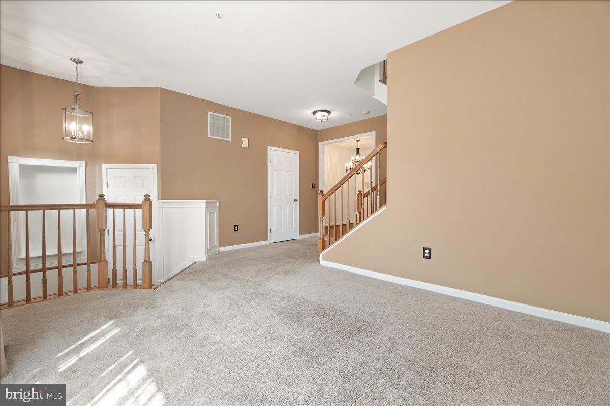 1810 Spruce Peak Way Frederick, MD 21702 - Photo 9 of 34