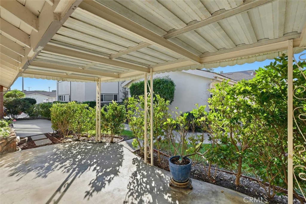 23017 Maple Avenue Torrance, CA 90505 - Photo 16 of 20