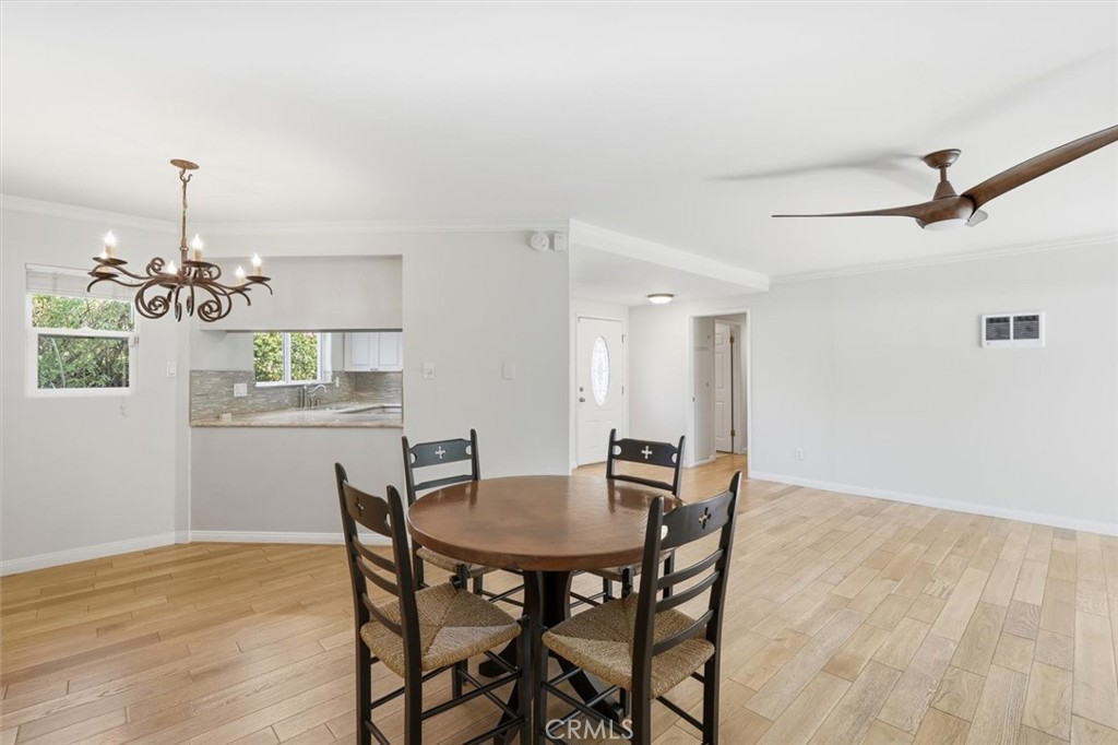 23017 Maple Avenue Torrance, CA 90505 - Photo 5 of 20