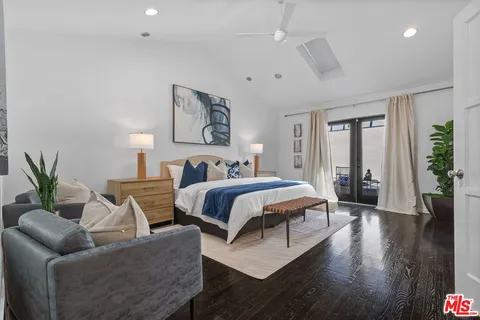 $1,595,000 | 4460 Stansbury Avenue, Sherman Oaks, CA 91423