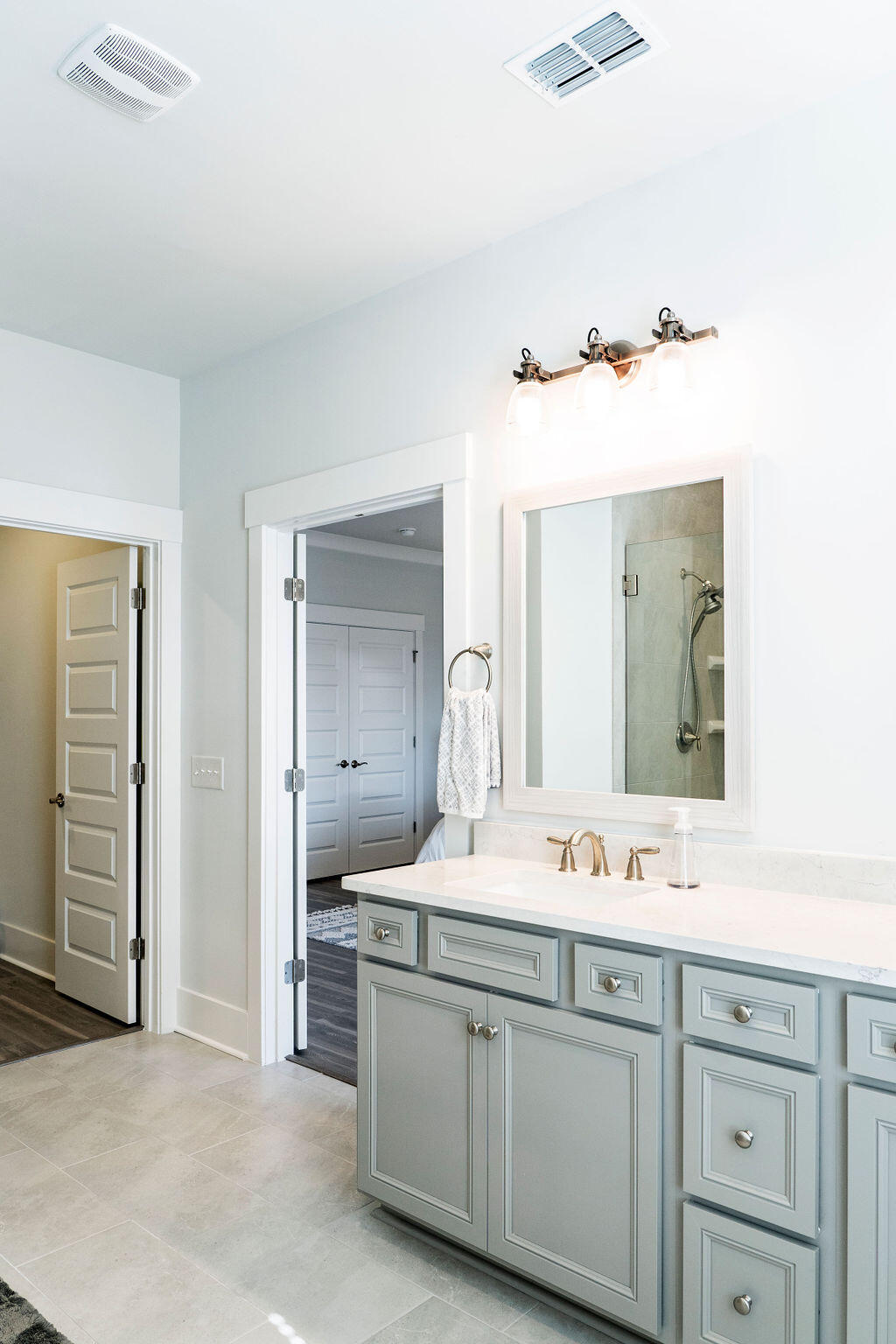 3085 Sturbridge Road Mount Pleasant, SC 29466 - Photo 36 of 50 primary bathroom
