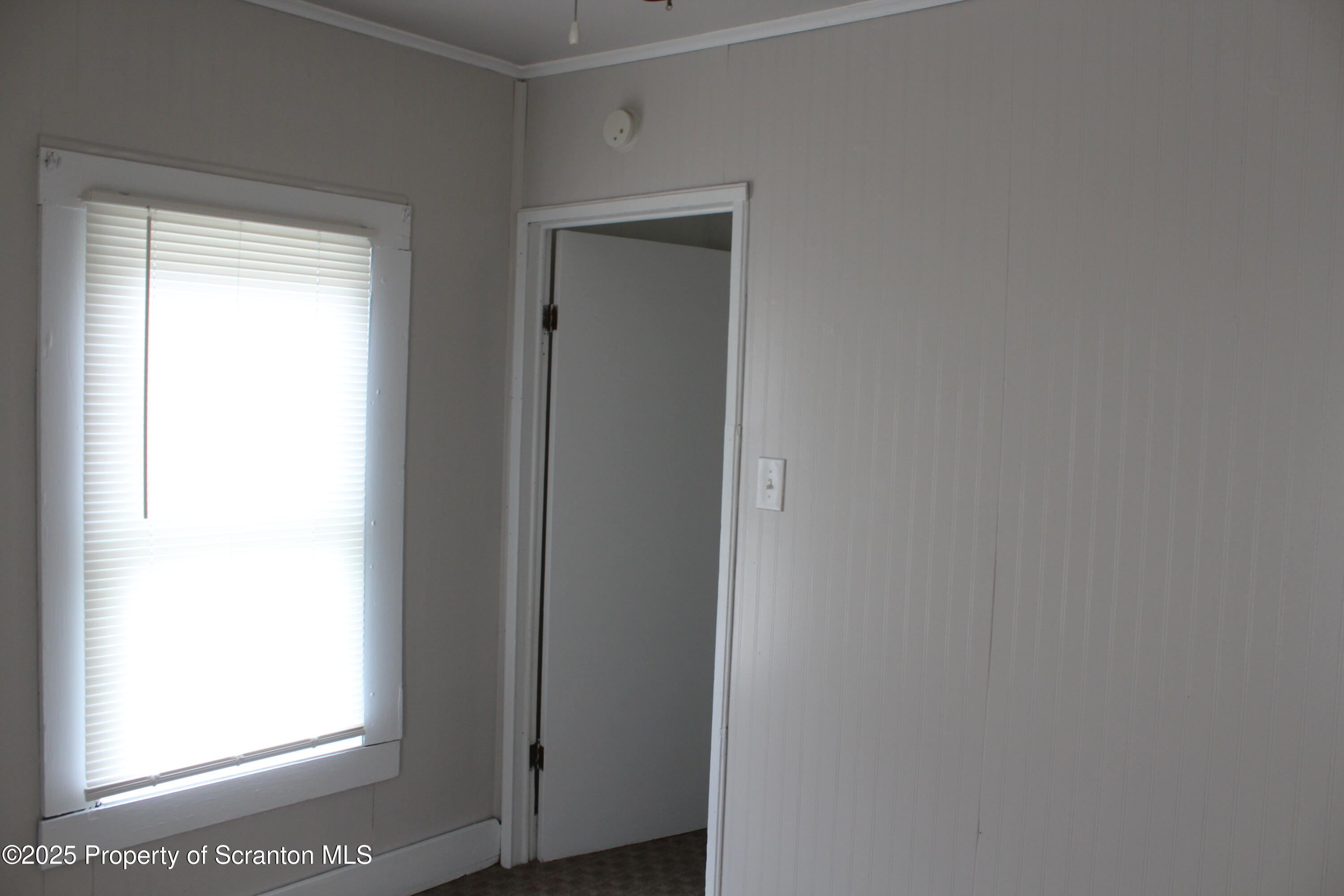 333 Spring Street Scranton, PA 18508 - Photo 28 of 43 a view of front door