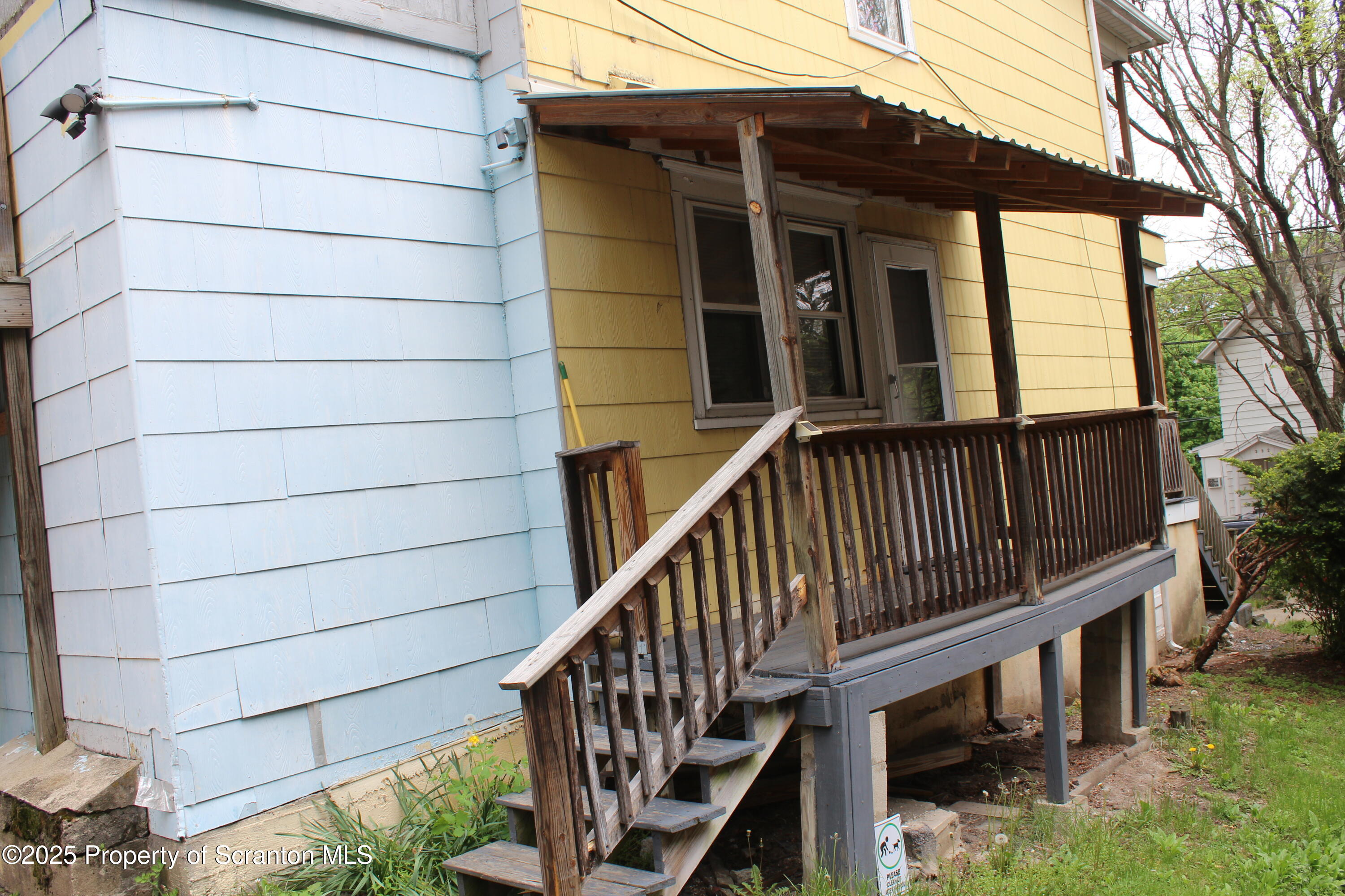333 Spring Street Scranton, PA 18508 - Photo 5 of 43 a view of backyard with deck and wooden floor