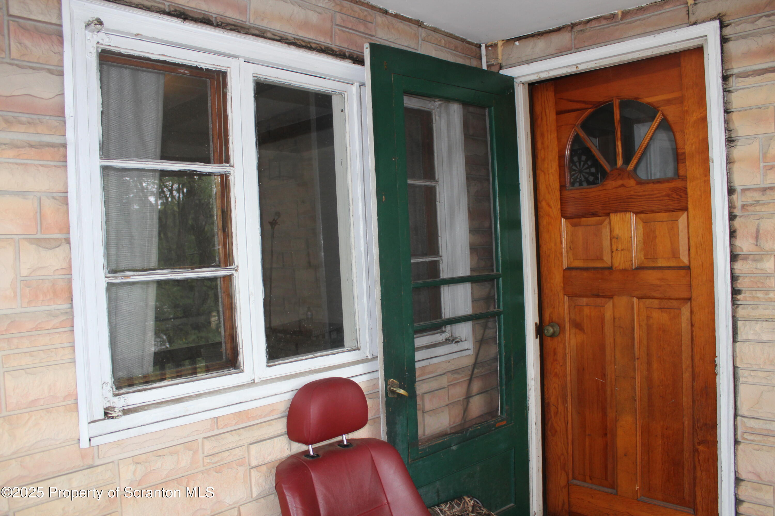 333 Spring Street Scranton, PA 18508 - Photo 9 of 43 a view of front door of house
