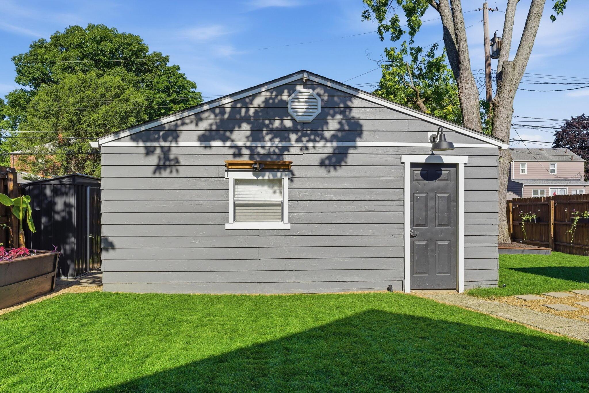 767 South Chesterfield Road Columbus, OH 43209 - Photo 48 of 65