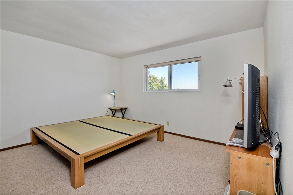 612 Rancho Camino Fallbrook, CA 92028 - Photo 14 of 25