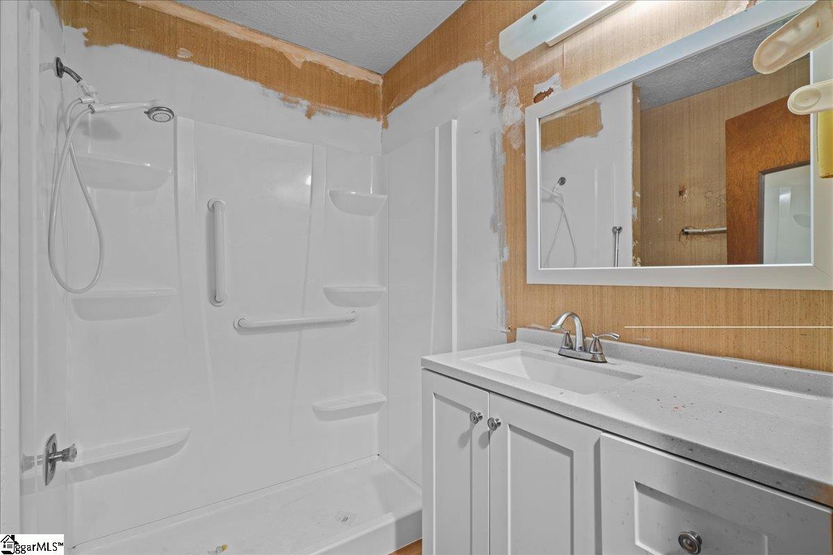 201 Fairground Road Simpsonville, SC 29680 - Photo 15 of 28