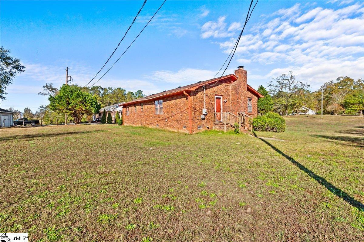 201 Fairground Road Simpsonville, SC 29680 - Photo 23 of 28