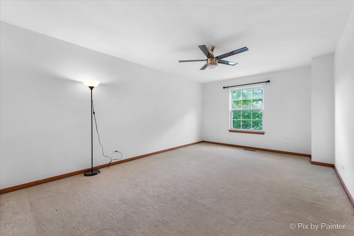 377 Sterling Circle Cary, IL 60013 - Photo 32 of 49