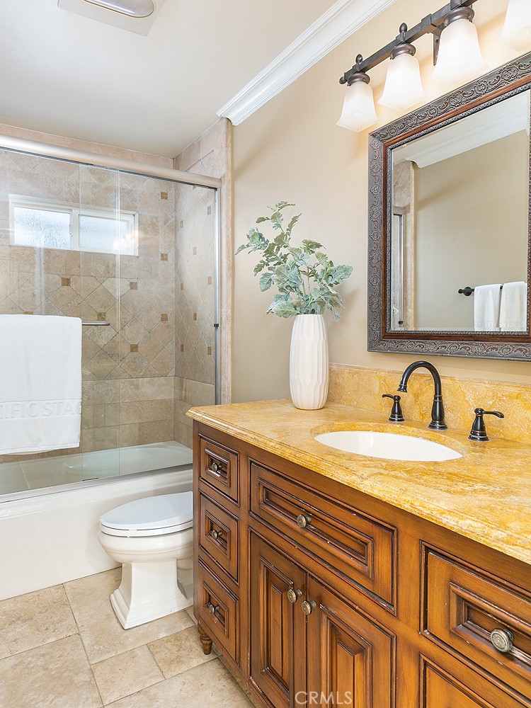 1706 West Oceanfront Newport Beach, CA 92663 - Photo 22 of 57 downstairs