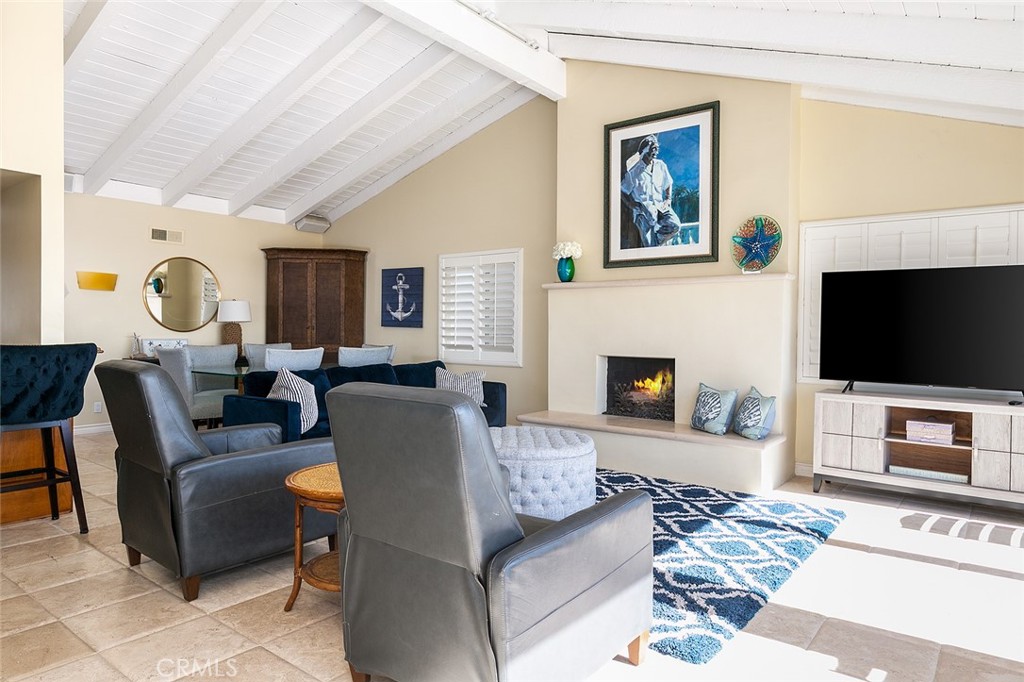 1706 West Oceanfront Newport Beach, CA 92663 - Photo 28 of 57 upstairs