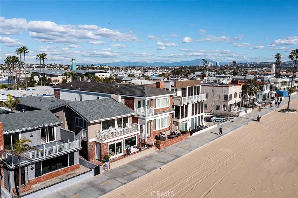 1706 West Oceanfront Newport Beach, CA 92663 - Photo 4 of 57