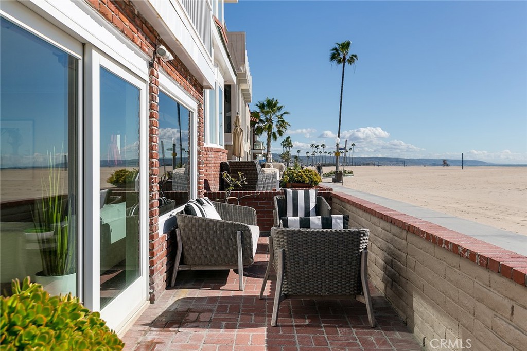 1706 West Oceanfront Newport Beach, CA 92663 - Photo 6 of 57